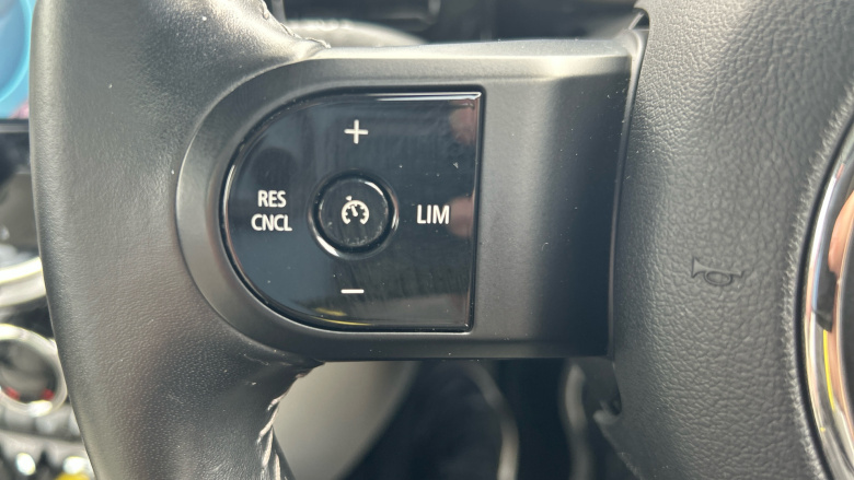 MINI Hatchback 135kW Cooper S Level 3 33kWh 3dr Auto Electric Hatchback